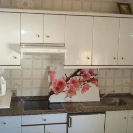 Apartamento Sanxenxo Apartment *